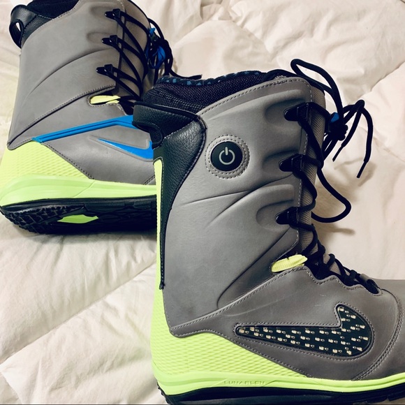 nike lunarendor qs led snowboard boots